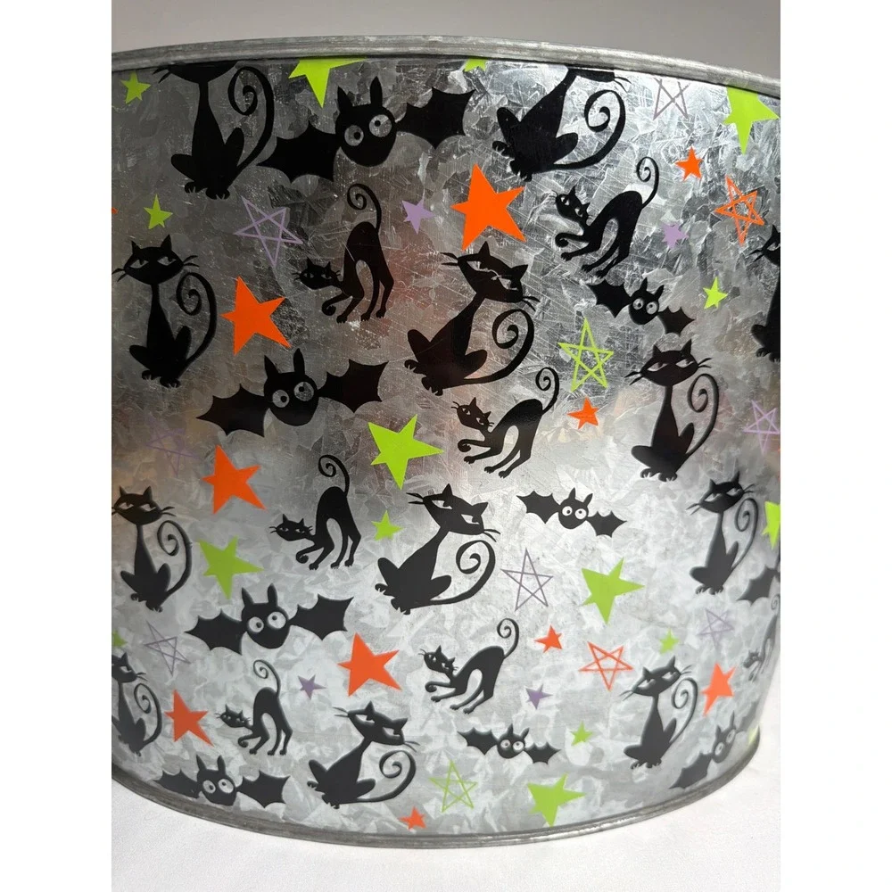 Halloween Target Beverage Tub Unisex Large Silver Excellent